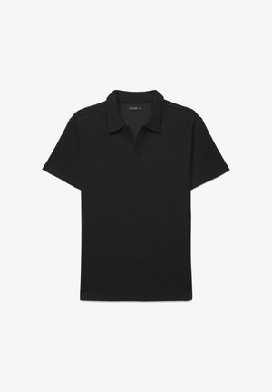Polo nera a maniche corte con colletto aperto, vestibilità slim e texture a costine sottili.