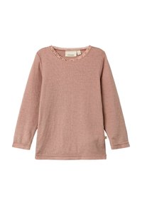 Haut à manches longues rose en tissu texturé, avec un col rond orné de dentelle et des motifs subtils tout au long.
