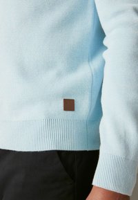 Next ZIP NECK - Stickad tröja - sky blue