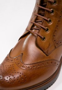 Pier One by Zalando Bottines à lacets - cognac
