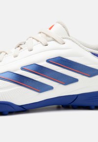 adidas Performance COPA PURE 2.0 LEAGUE TURF KIDS - Kopačky na umělý povrch - footwear white/lucid blue/solar red
