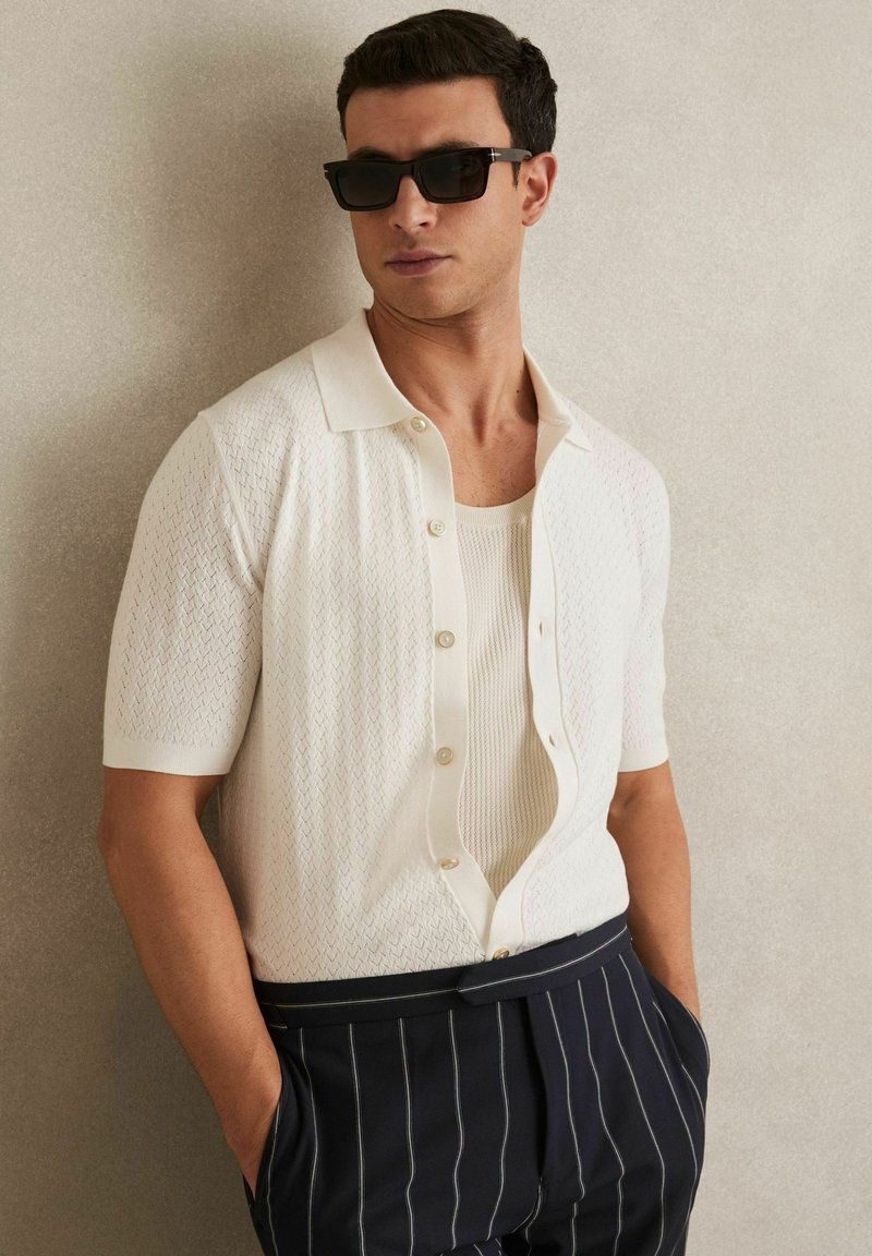 Reiss REGULAR FIT - THAMES TEXTURED BUTTON-THROUGH - Hemd - white