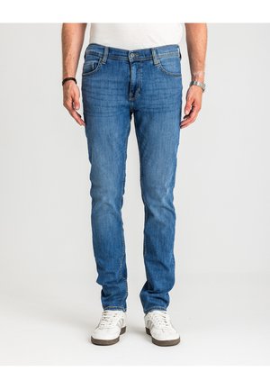 - Jeansy Slim Fit