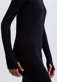 CASH-MERE Maglietta intima - schwarz