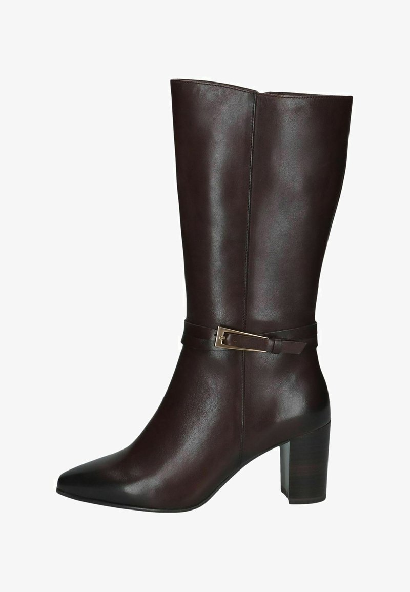 Botte mi-mollet en cuir marron foncé avec bout pointu, talon bloc et sangle décorative avec une petite boucle autour de la cheville.