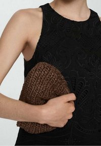 Mango Vapaa-ajan mekko - black