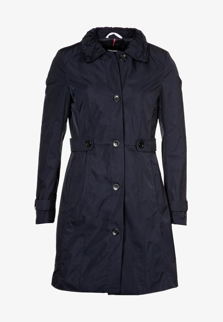 Marineblauwe trenchcoat met een kraag, knoopsluiting en een tailleband. Gemaakt van lichtgewicht materiaal met een gladde textuur en lange mouwen.