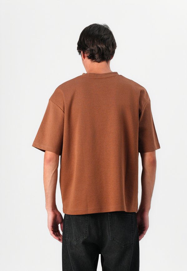 SLH LOOSE OSCAR O NECK TEE - Basic T-shirt - soft silt4