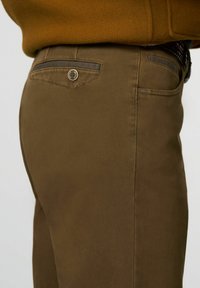 Meyer DUBLIN in Regular Fit - Chino - braun