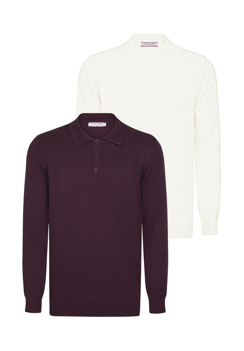Dwie koszulki polo z długim rękawem: jedna w ciemnopurpurowym kolorze, a druga w białym. Obie mają klasyczny kołnierzyk i trzy guziki przy zapięciu. Materiał z mieszanki bawełny.