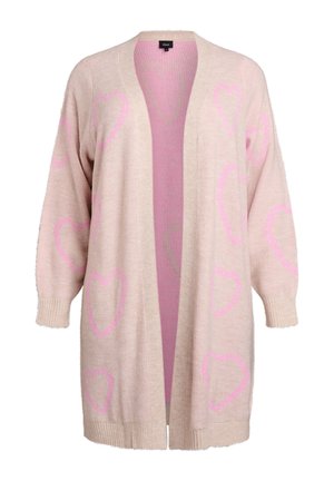 Cárdigan de punto rosa claro con frente abierto, que presenta grandes patrones de corazones rosas y puños acanalados. Textura suave y corte relajado.