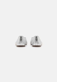 Sam Edelman FELICIA - Ballet pumps - soft silver