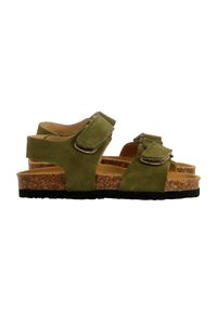 Sandalias de ante verde con dos correas ajustables, plantilla de corcho y suela de goma texturizada negra. Diseño simple y minimalista con material suave.