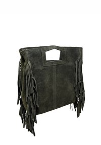 Torba typu tote z ciemnozielonego zamszu z ozdobnymi frędzlami. Posiada prostokątny wycięty uchwyt oraz miękką, teksturowaną powierzchnię zapewniającą wygodny uchwyt.