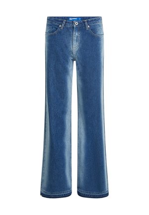 Jean en denim bleu à jambes larges avec effet délavé, fermeture à boutons et zip à l'avant, passants pour ceinture, et design à cinq poches.