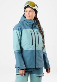 Unselected, seaweed green dk seaweed green