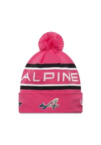Różowa dziana czapka z pomponem na górze, z czarno-białymi poziomymi paskami. Logo "ALPINE" i srebrny akcent z przodu.