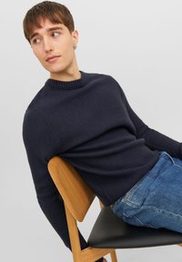 Jack & Jones JORKYLE CREW NECK - Jumper - total eclipse