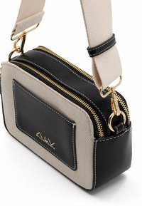 ALV by Alviero Martini - Torba na ramię