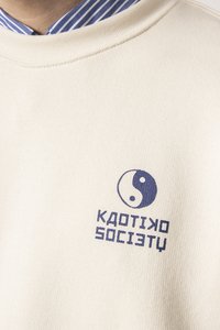 Kaotiko CREW YAKISOBA LOVERS UNISEX - Sportska majica - ivory