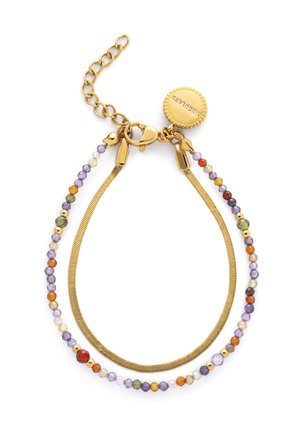 Bracelet ton or avec une chaîne et des perles de pierres précieuses mélangées en violet, vert, orange et brun, agrémenté d'un accent métallique lisse.