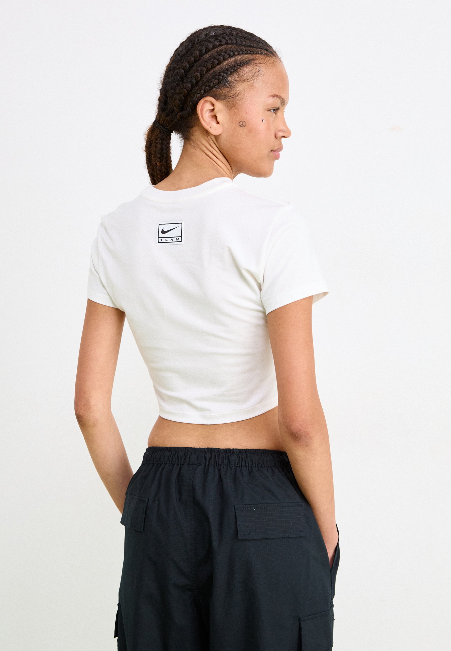 売れ筋商品|||ナイキ Tシャツ レディース トップス SLIM CROP TEE STREET - Print T-shirt - sail NIKE AS W NSW SLIM CROP TEE STREET SAIL（ナイキ ウィメンズ