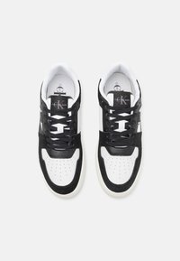 Calvin Klein Jeans CLASSIC CUPSOLE HERITAGE - Joggesko - black/bright white