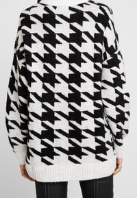 JDY Stickad tröja - off-white