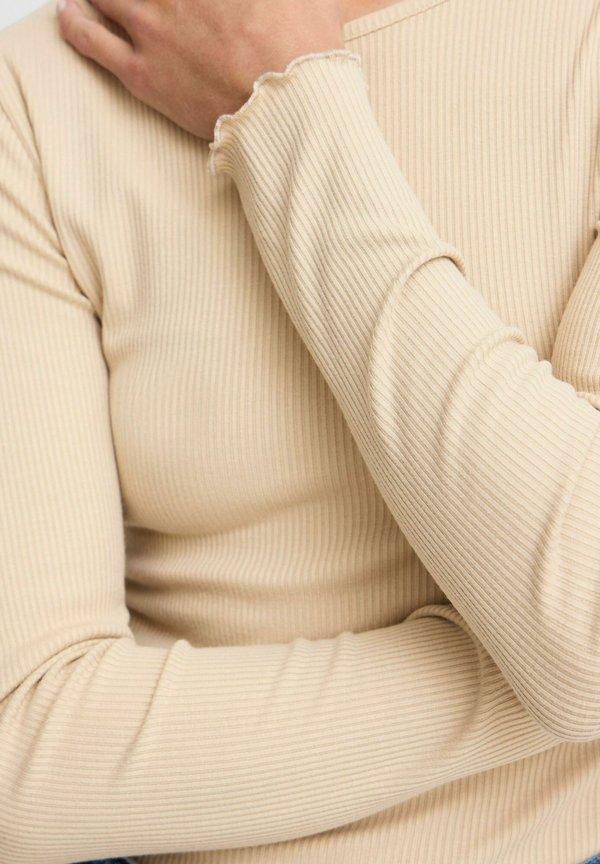 BYPAPILONE - Long sleeved top - humus3