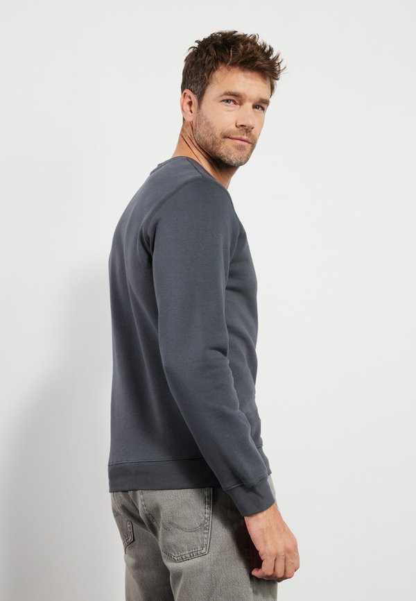 Sweatshirt - forged iron3