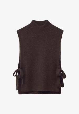 Gilet sans manches en tricot marron foncé, avec col montant côtelé et liens sur les côtés.