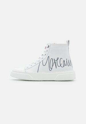Baskets montantes - white