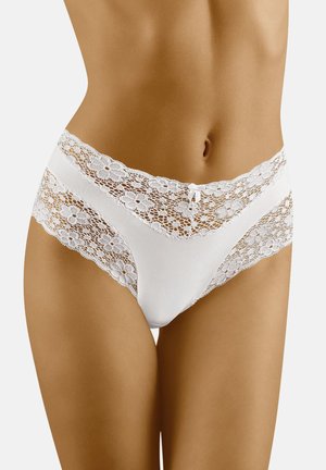 Witte kanten ondergoed met een bloemenkant tailleband met gegolfde randen en een klein strikje aan de voorkant. Zacht katoenen lichaam.