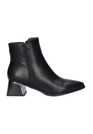 Botines bajos - black
