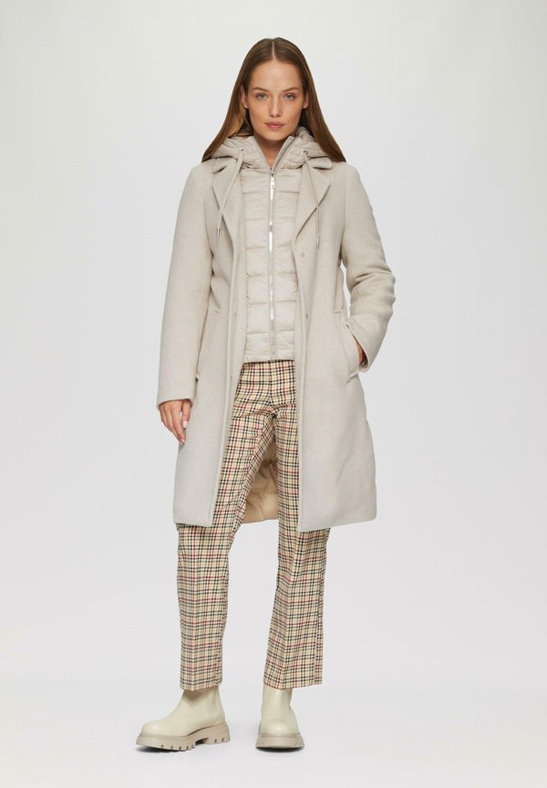 MIT HERAUSNEHMBAREM - Wintermantel - beige