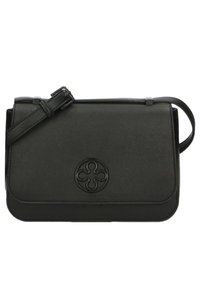 Bolso cruzado de cuero negro con cierre de solapa, logo circular en relieve, correa ajustable, textura suave y diseño minimalista.