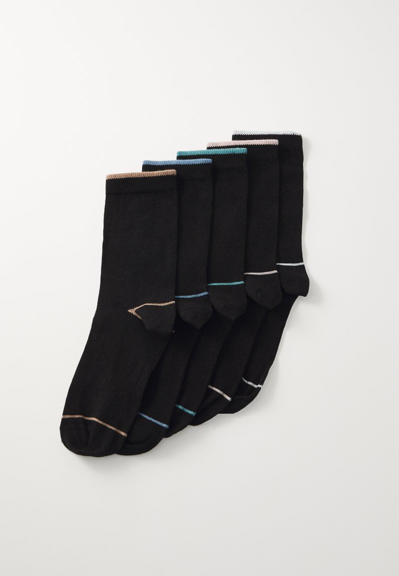Schwarzes Socken-Set mit fünf Paaren, featuring kontrastierenden farbigen Bündchen in Beige, Blau, Hellblau und Weiß. Glatte Stricktextur.