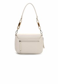 Borsa a mano in pelle beige chiaro con finitura testurizzata, dotata di una tasca con zip, manico corto con anelli decorativi e dettaglio a nappina con cerniera.