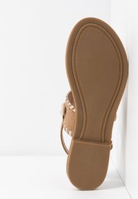 Divine Factory Sandales tongs - beige