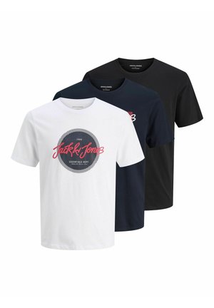 Tri majice u bijeloj, tamnoplavoj i crnoj boji. Bijela majica ima kružni grafički prikaz s tekstom "Jack & Jones" i prugastim detaljem.
