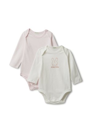 TWO PACK UNISEX LOGO GRAPHIC WITH AN ALL OVER PRINT AND COLLAR EMBROIDERED BUNNY CROSSOVER NECK - Body - white