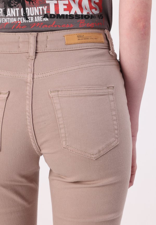 ONLBLUSH SKINNY PANT  - Jeans Skinny Fit - string4