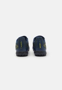 Umbro VELOCITA IX CLUB  TF - Fodboldstøvler til kunstgræs - poseidon/blazing yellow/white