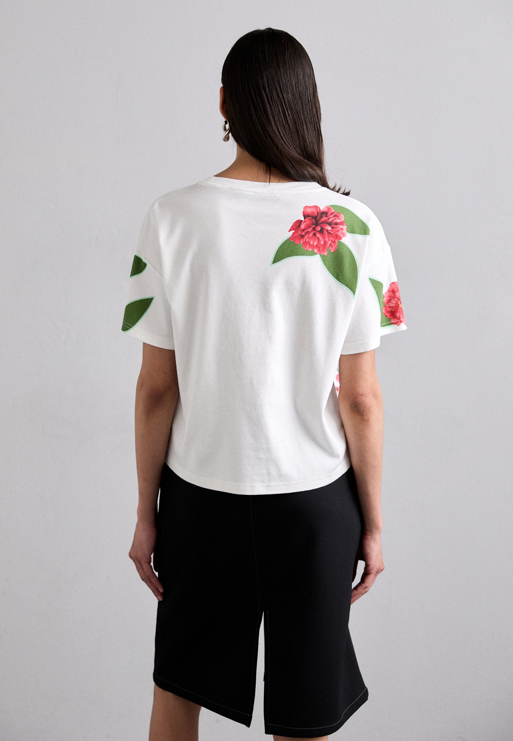 Alice + Olivia EVAN STACE TEE - Print T-shirt - off white