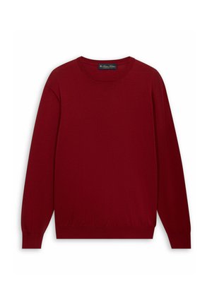 Dieprode longsleeve trui met ronde hals en geribbelde boorden en zoom, plat gelegd tegen een witte achtergrond.