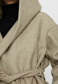 Vero Moda Leichte Jacke - beige
