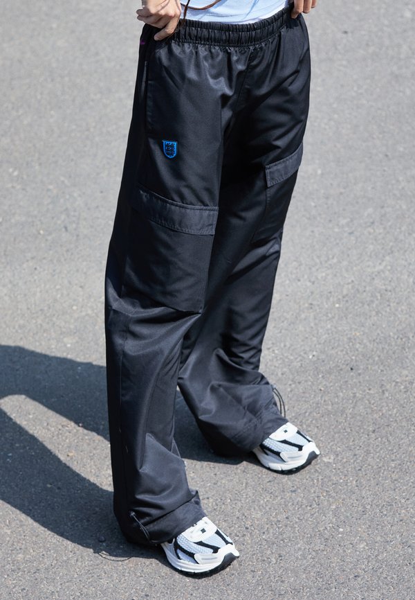ENGLAND ENT TREND CARGO  - National team wear