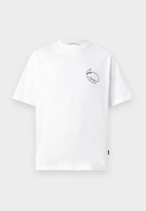 Balti trumpomis rankovėmis marškinėliai su mažyte mėlyna citrinos grafika ir užrašu „Replay“ kairėje krūtinės pusėje, apvalia iškirpte ir įprasto silueto.