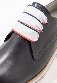 Marco Tozzi LACE UP - Sportlicher Schnürer - navy