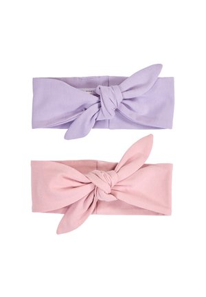 Twee geknoopte stoffen haarbanden, een in lavendel en een in lichtroze, horizontaal geplaatst op een witte achtergrond.